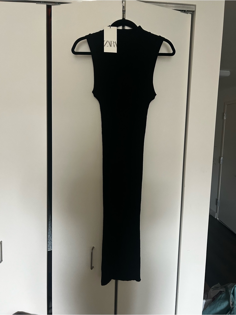 Zara Black Sleeveless Ribbed Maxi Dress